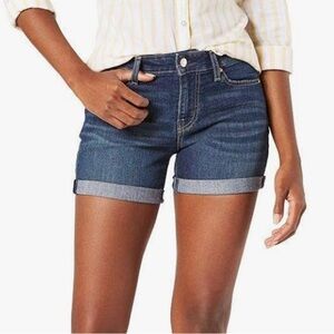 Signature by Levi Strauss & Co. Gold Label Mid-Rise Shorts Womens Plus Size 26